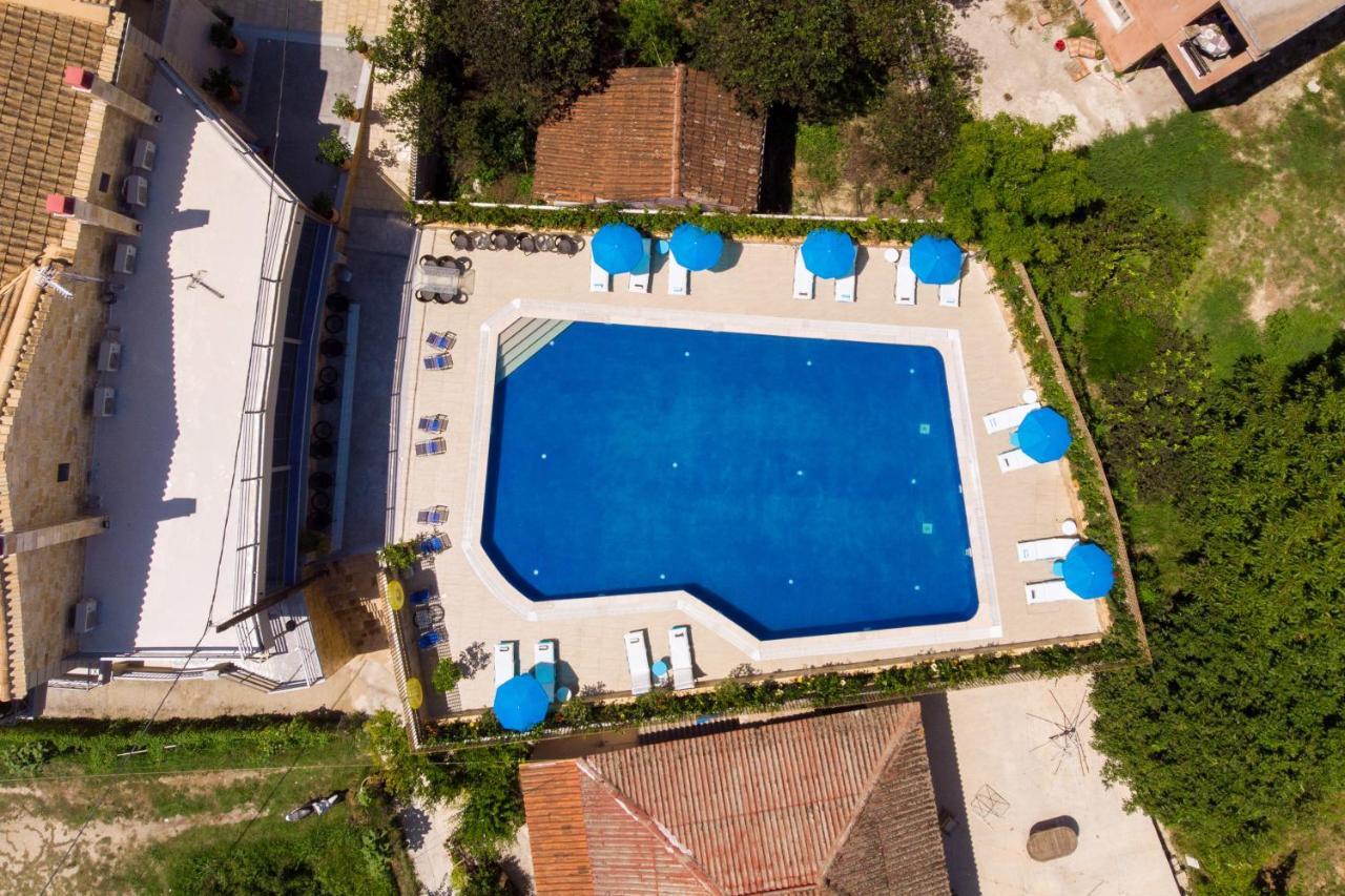 Angelo Del'Arte Estate Hotel Kanali  Exterior photo