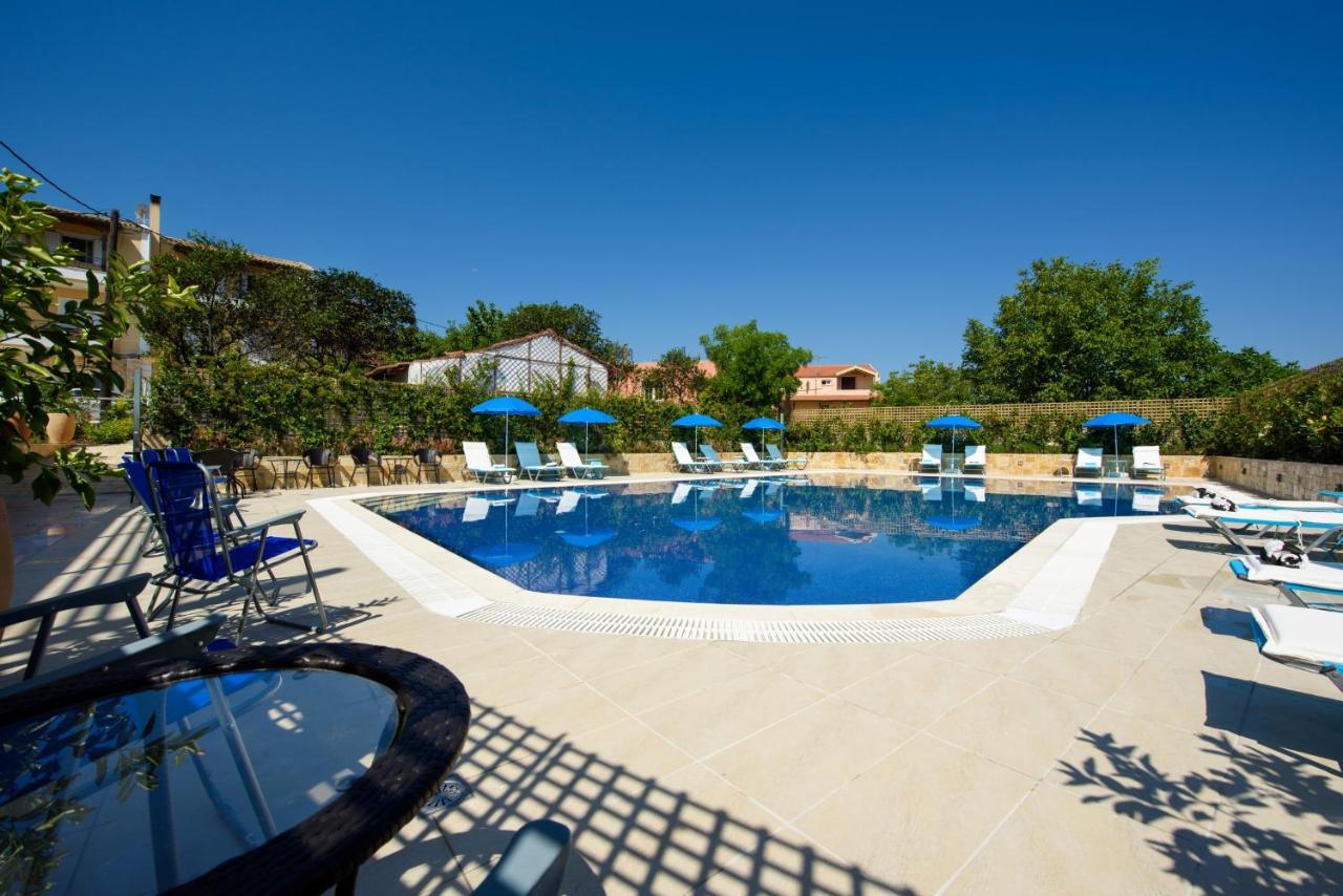 Angelo Del'Arte Estate Hotel Kanali  Exterior photo